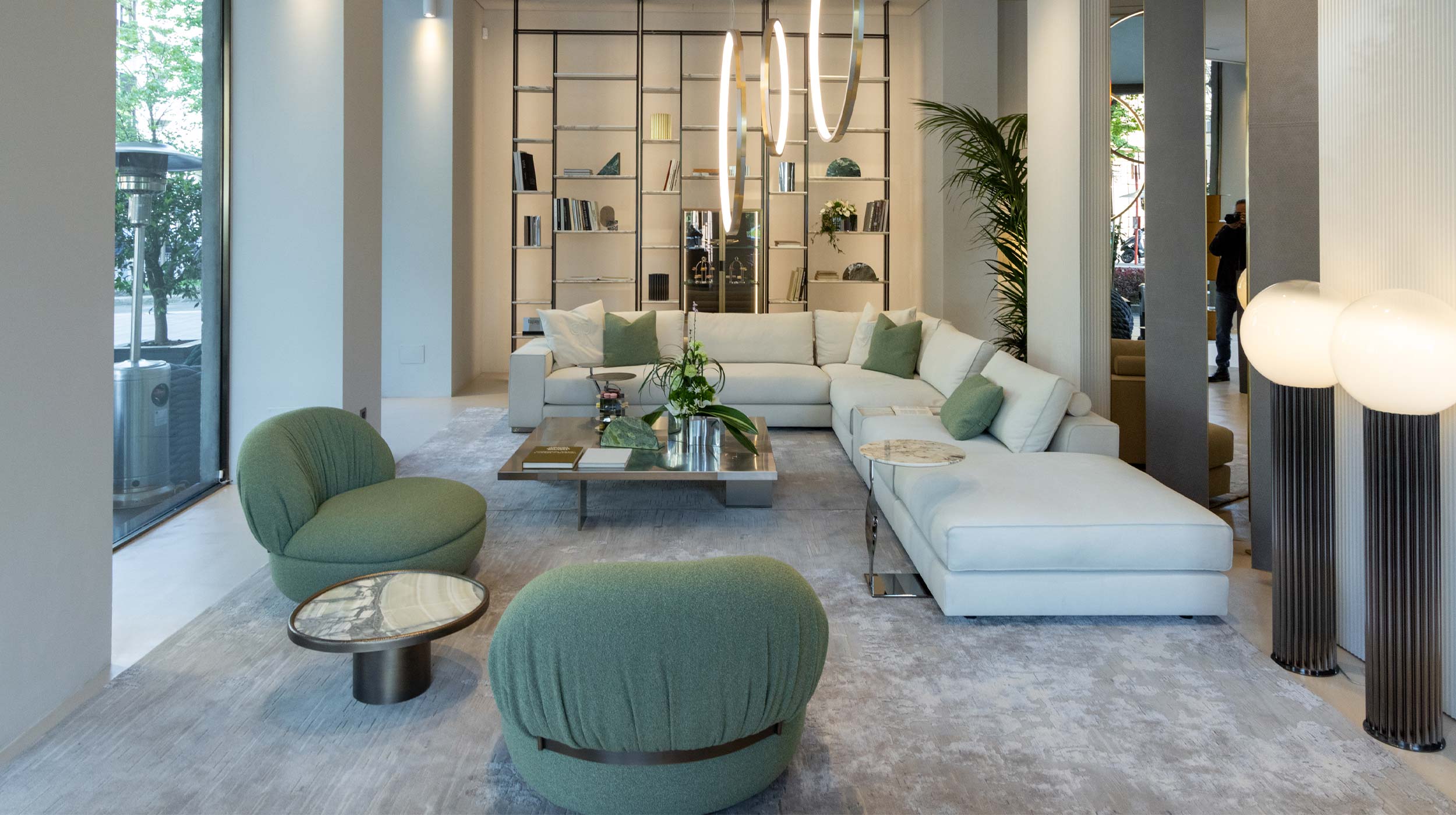Slider_SHOWROOM_MILANO2.jpg