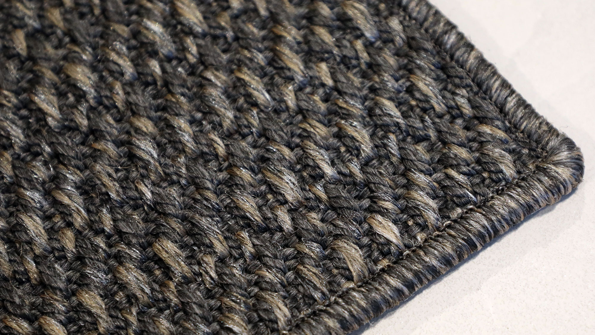 Copertina_Desk_Tappeto_Raw_Cioco.jpg