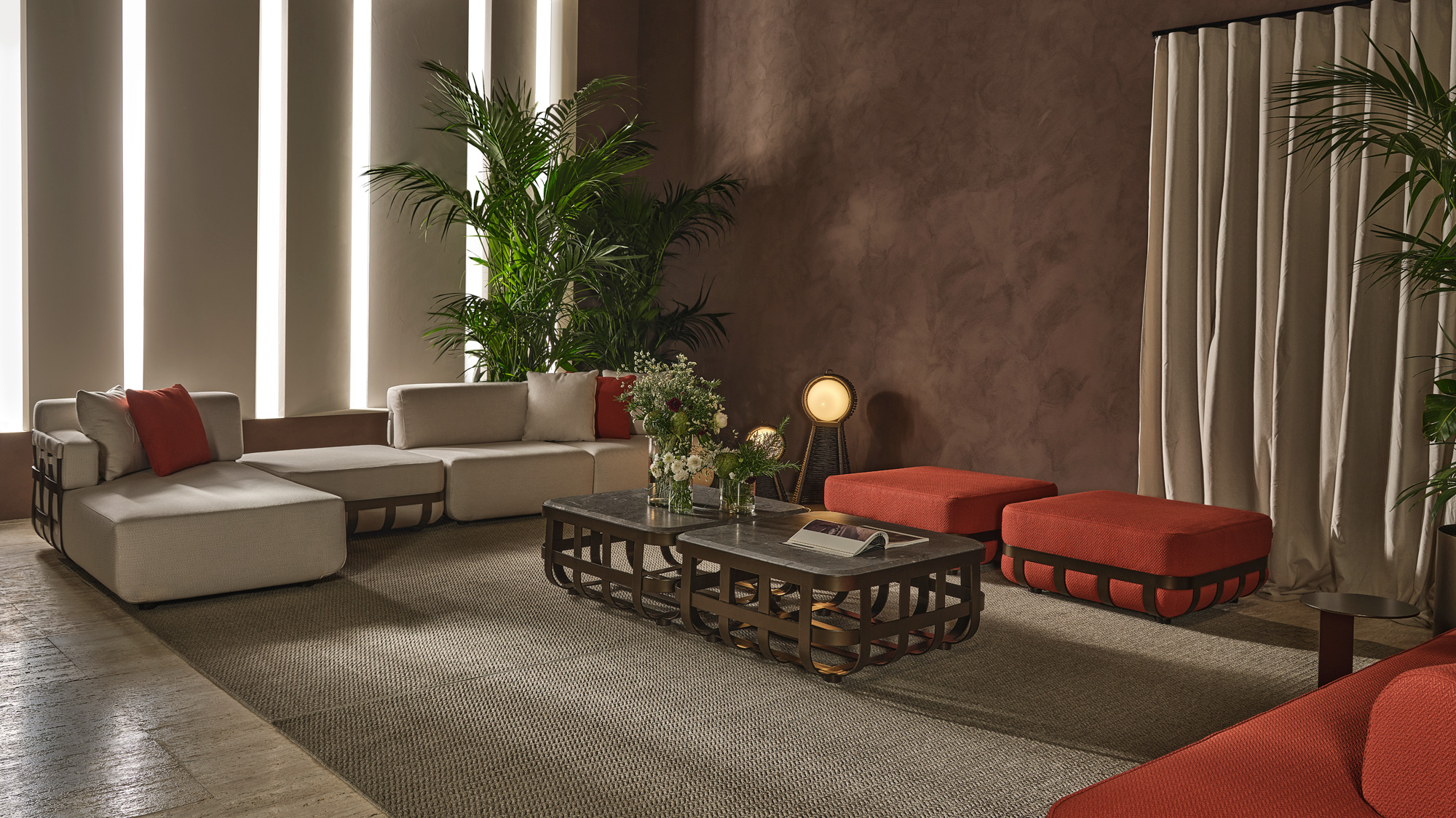 Copertina_Desk_tav_dafne_SQUARE.jpg
